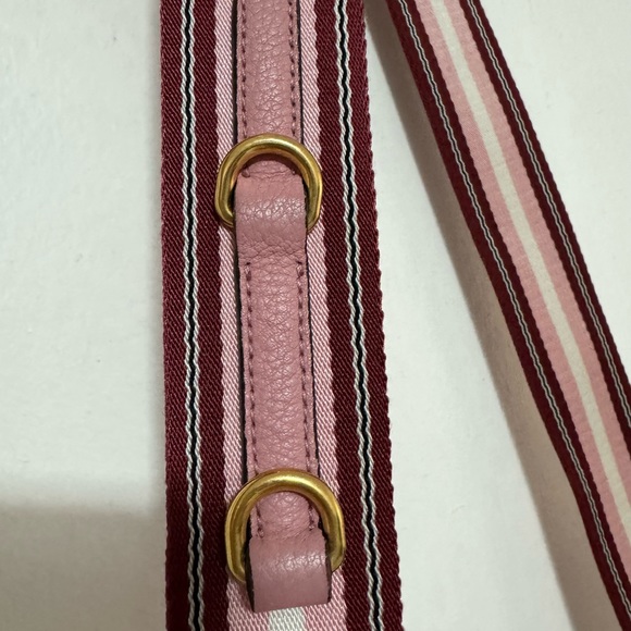 authentic Prada Pink Vitello Daino Leather Flap Crossbody Bag - Picture 4 of 16